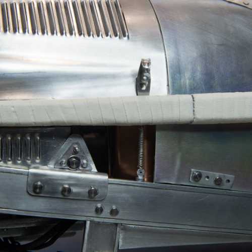 Attache capot moteur maquette FIAT 806 Grand Prix 1927