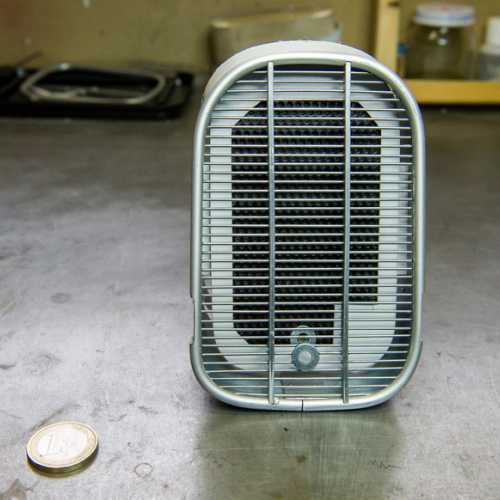 Calandre et radiateur de la maquette de la Fiat 806 Grand prix.