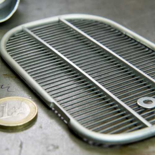 Détail de la calandre de la maquette 1/6 Fiat 806 Grand Prix