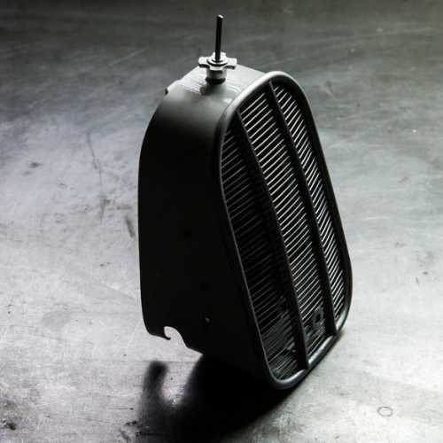 Nouvelle calandre de la Fiat 806