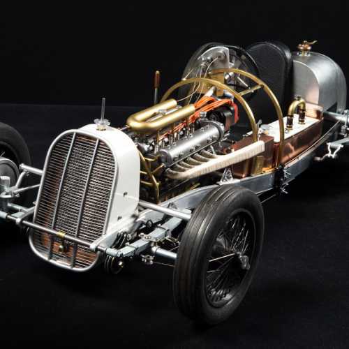 Full scratch maquette 1/6 Fiat 806 GP