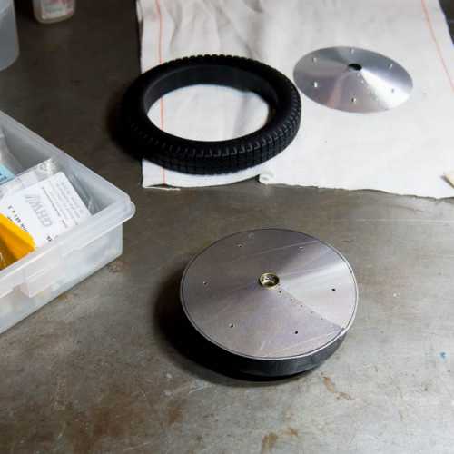 Réalisation de la flasque roue arrière.