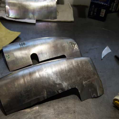 J(ai raté une louvre, donc obligé de refaire la carrosserie !!!