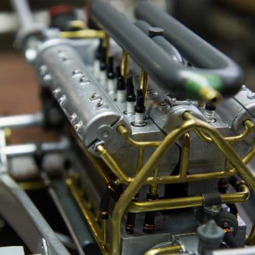 Vue sur le moteur FIAT 806.