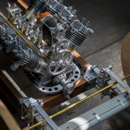 Engine v8 GN JAP Richard Scaldwell scale 1/6 by Emmanuel Marin