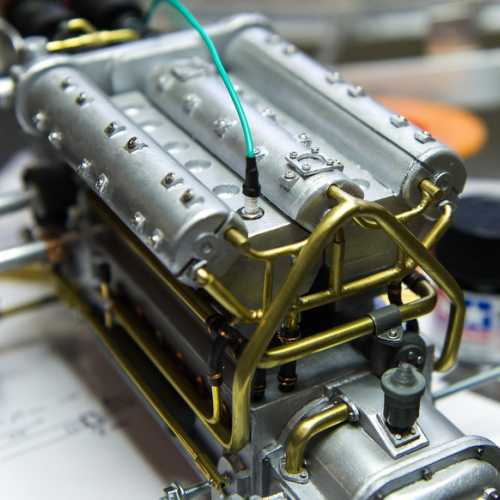 Montage à blanc d'une bougie (Fiat 806).